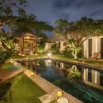 Art Villa Rumah Dua Tiga