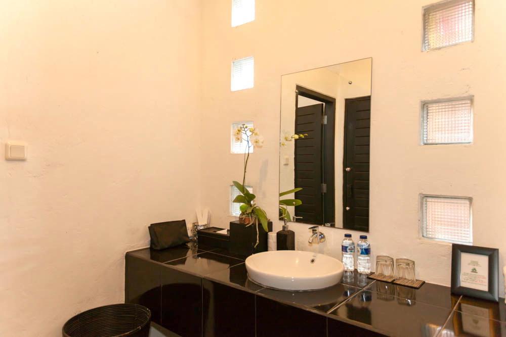Villa Art Rumah Dua Tiga Seminyak (Bali)