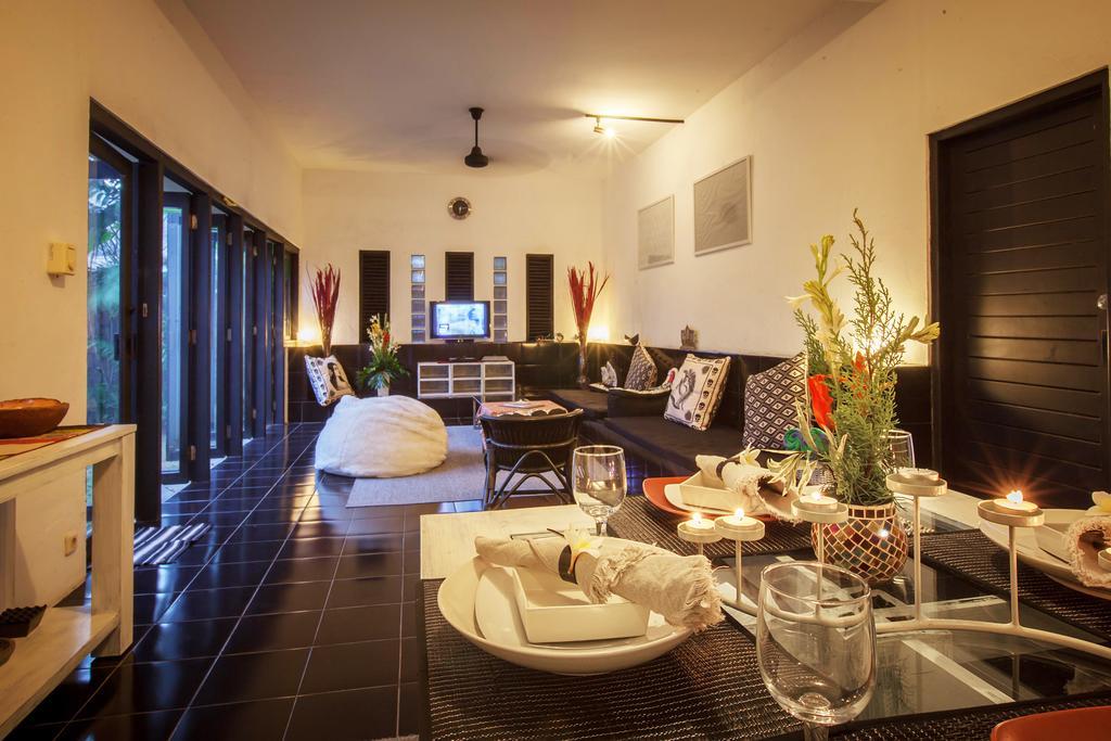 Art Rumah Dua Tiga Villa *