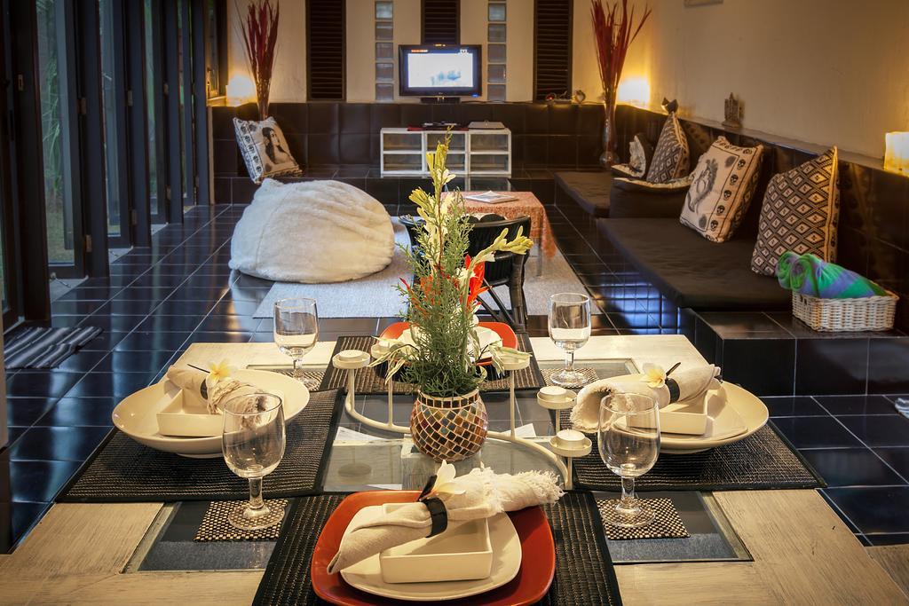 Villa Art Rumah Dua Tiga Seminyak (Bali)